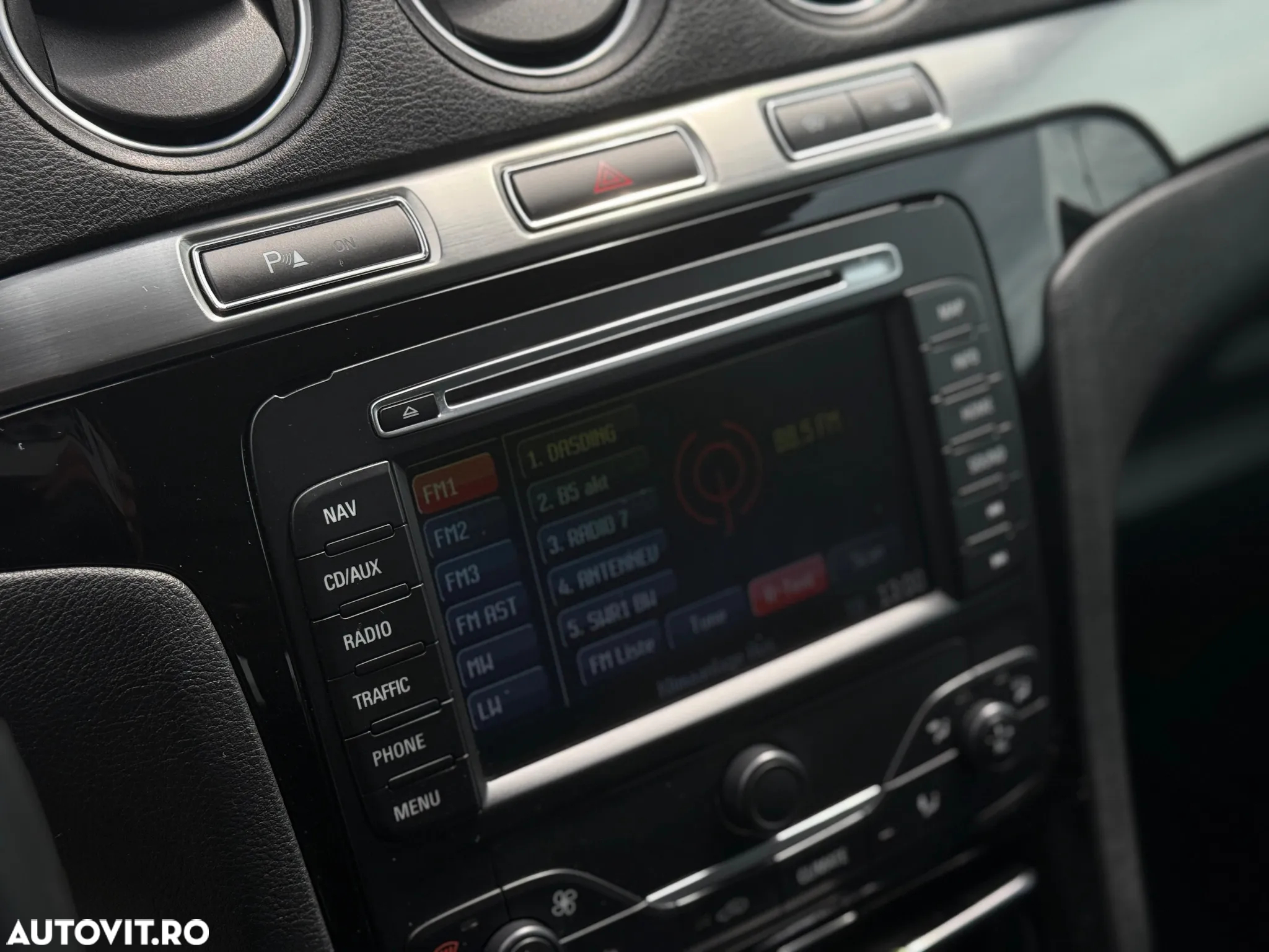 Ford Galaxy 2.0 TDCi Powershift Titanium - 8