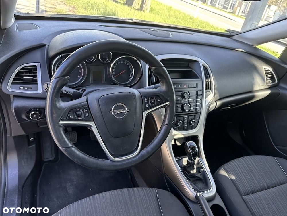 Opel Astra 1.4 Cosmo - 7