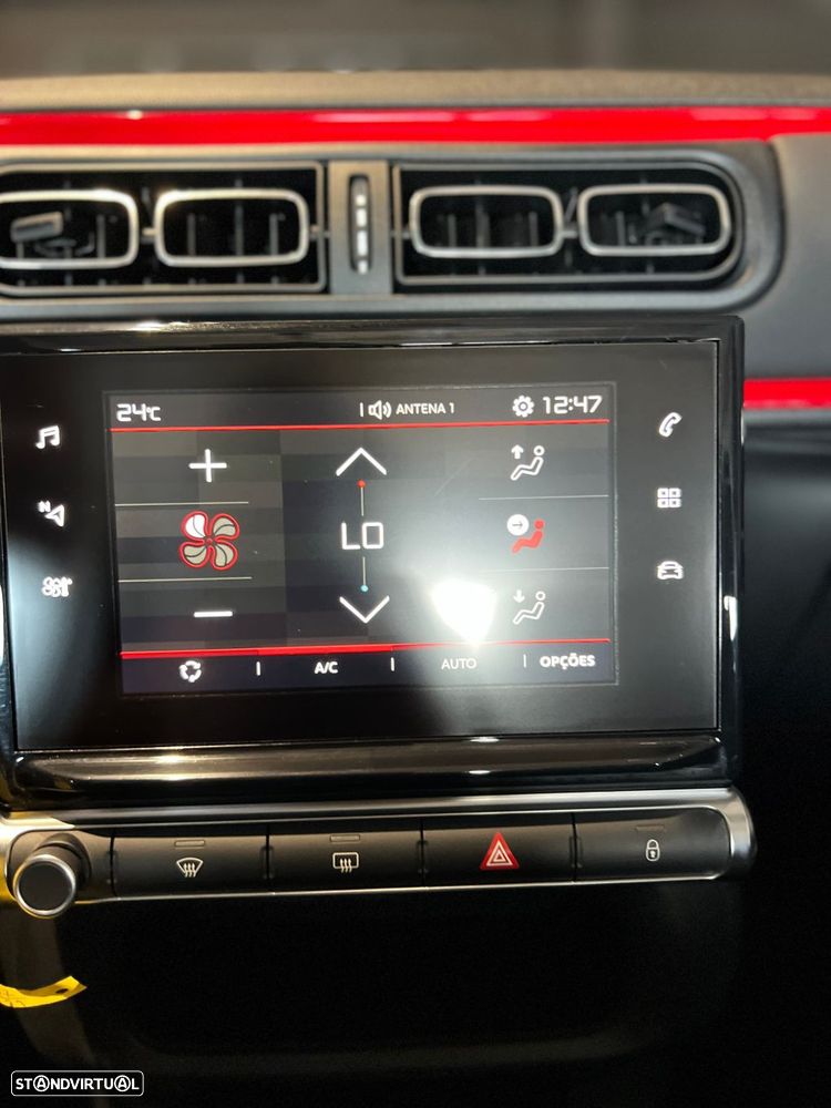 Citroën C3 1.2 PureTech Attraction - 19