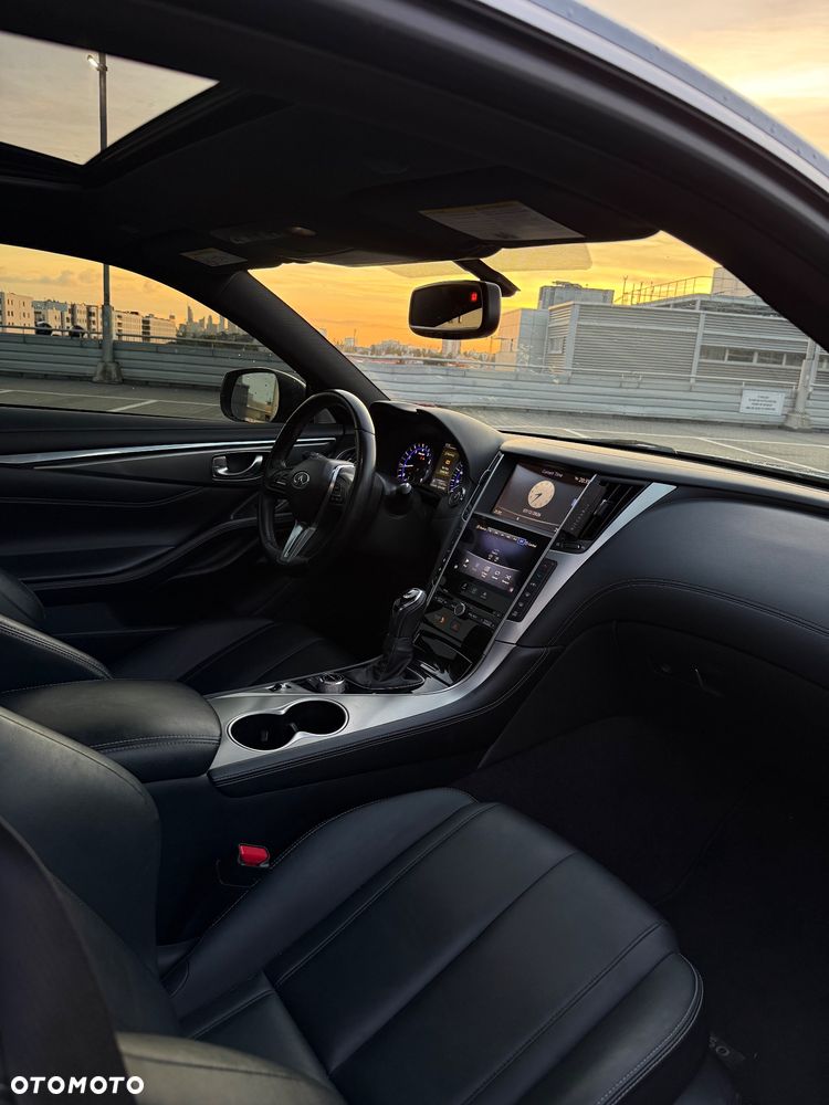 Infiniti Q60 2.0t Premium - 6