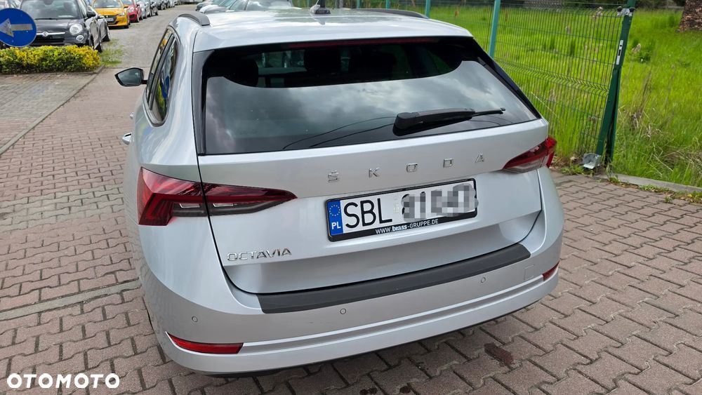 Skoda Octavia - 24