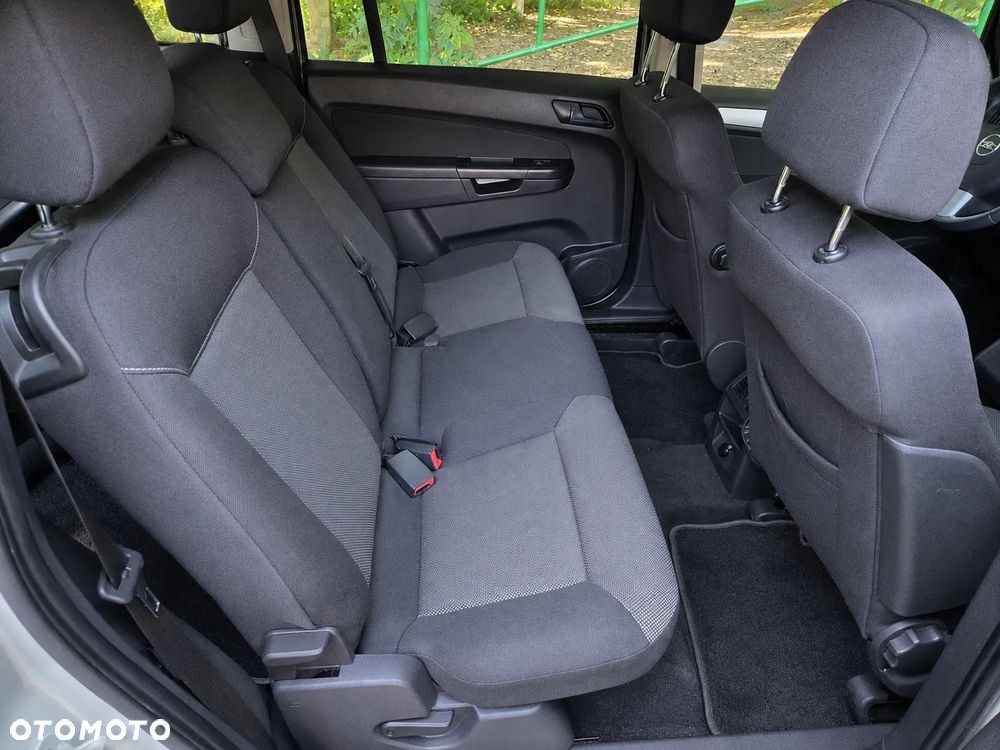 Opel Zafira 1.8 Family Plus - 9