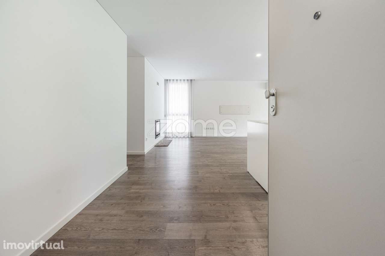 T3 Semi-Novo p/ Arrendamento em Tenões, Braga - Grande imagem: 2/37