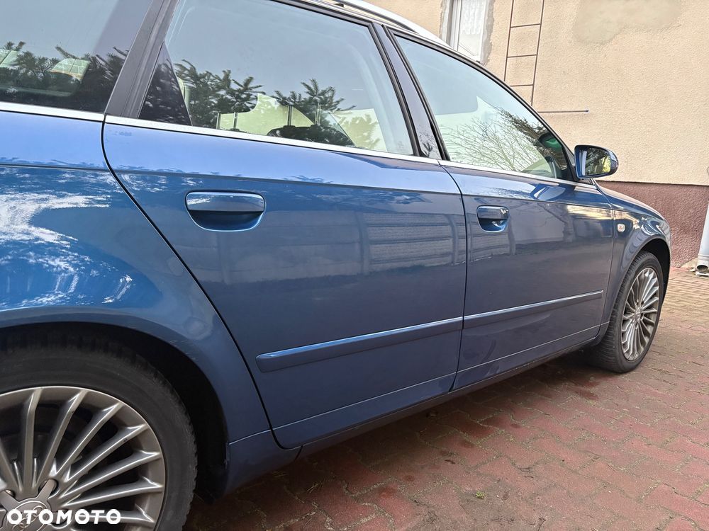 Audi A4 Avant 2.0 TDI - 9