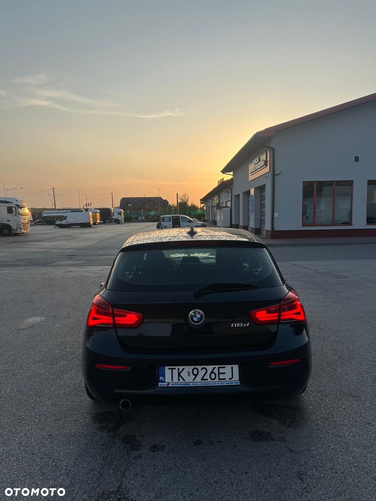 BMW Seria 1 116d - 5