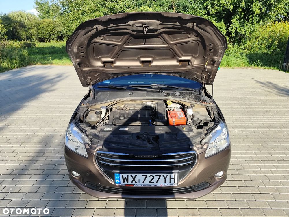 Peugeot 301 1.6 VTi Allure - 14