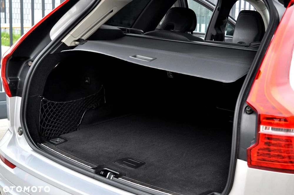 Volvo XC 60 B4 D Geartronic RDesign - 16