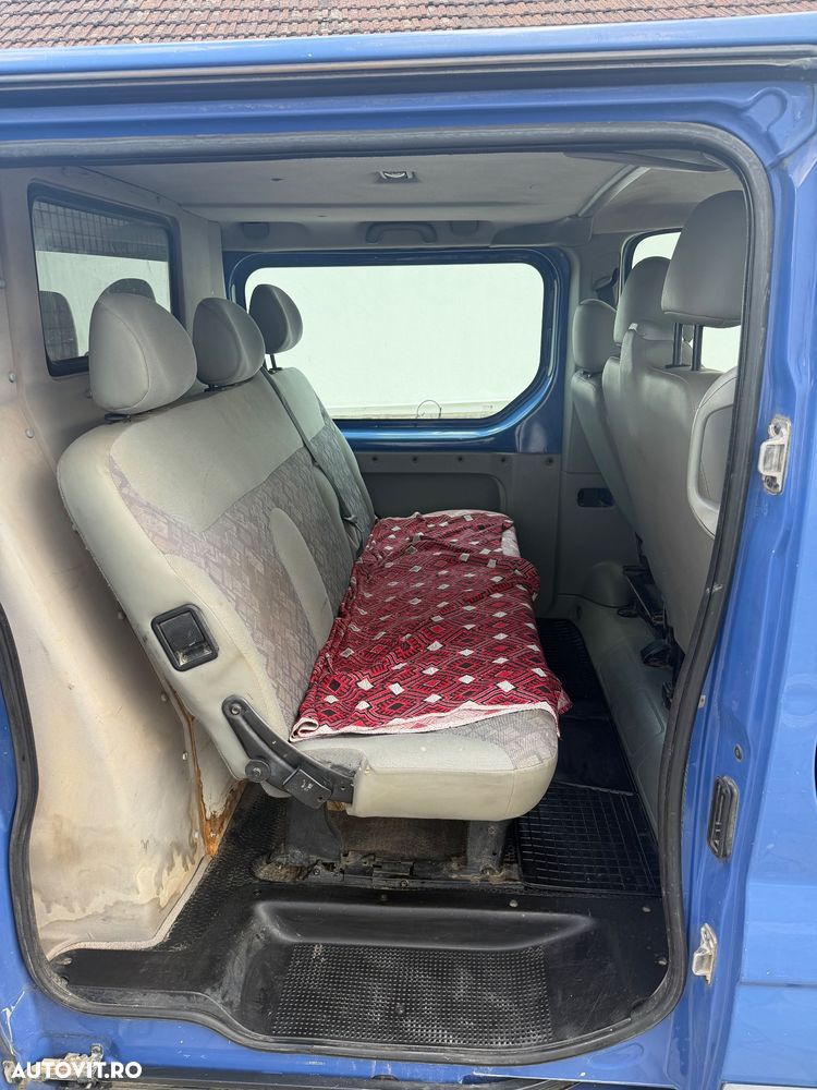 Opel Vivaro - 6