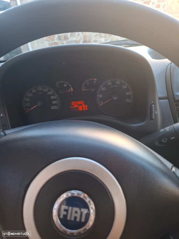 Fiat Punto 1.3 Multijet - 11