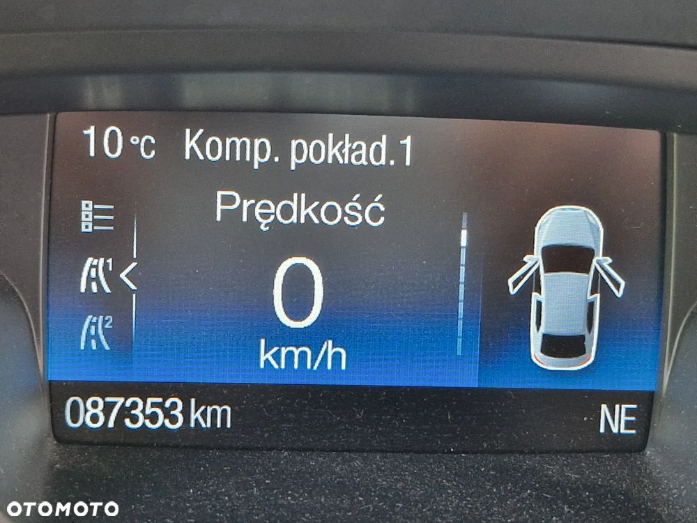 Ford Kuga 1.5 EcoBoost 2x4 Titanium - 16