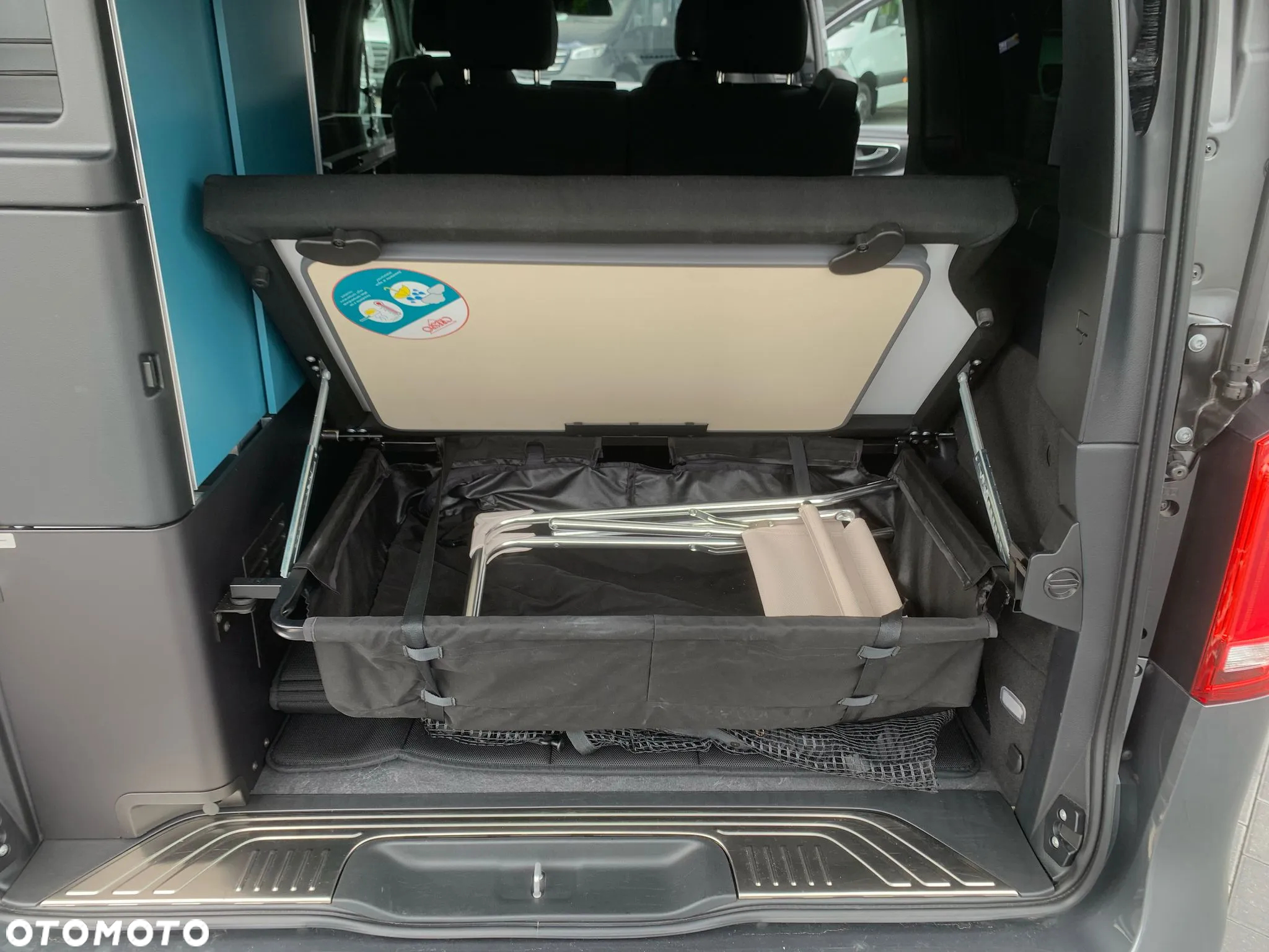 Mercedes-Benz Klasa V 300 d 4-Matic Exclusive 9G-Tronic (d³ugi) - 16