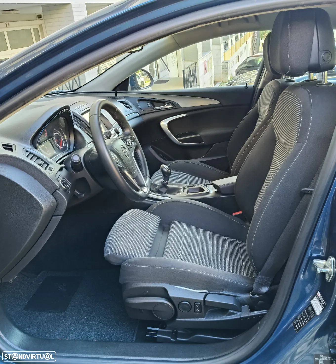 Opel Insignia 1.6 CDTi Executive S/S - 13