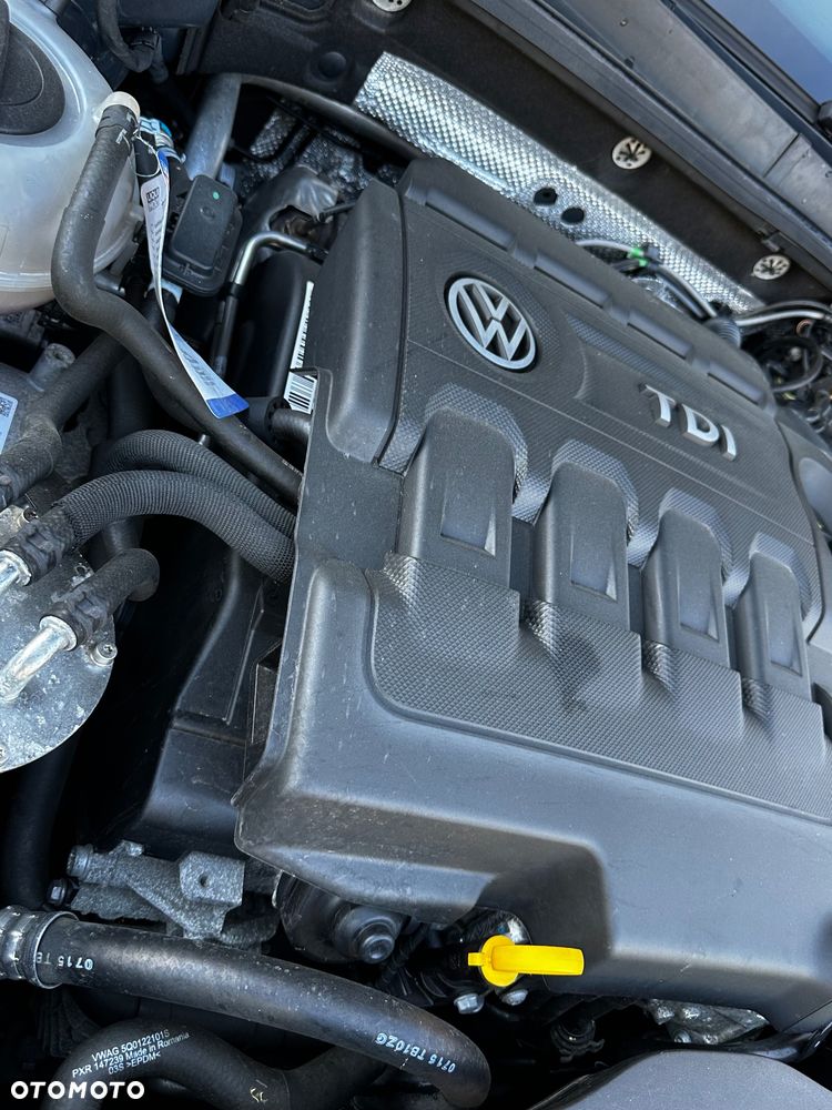 Volkswagen Golf 2.0 TDI BMT Highline EU6 - 36