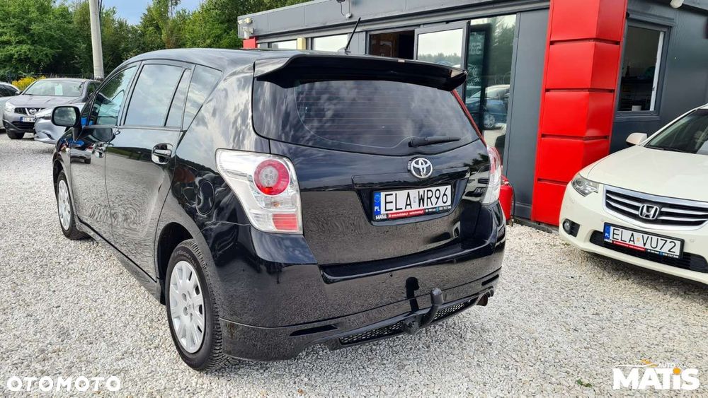 Toyota Verso - 2