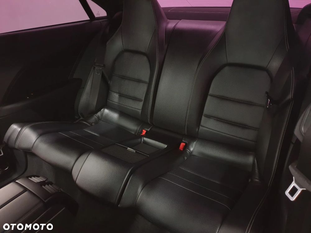 Mercedes-Benz Klasa E - 39