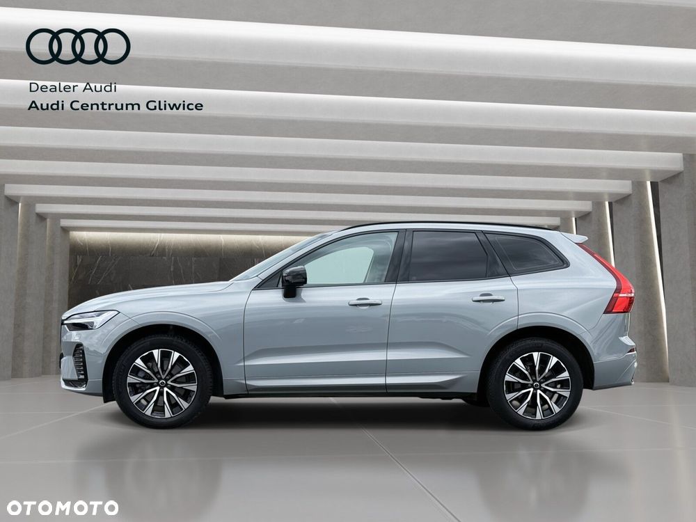 Volvo XC 60 B4 D Plus Dark - 4