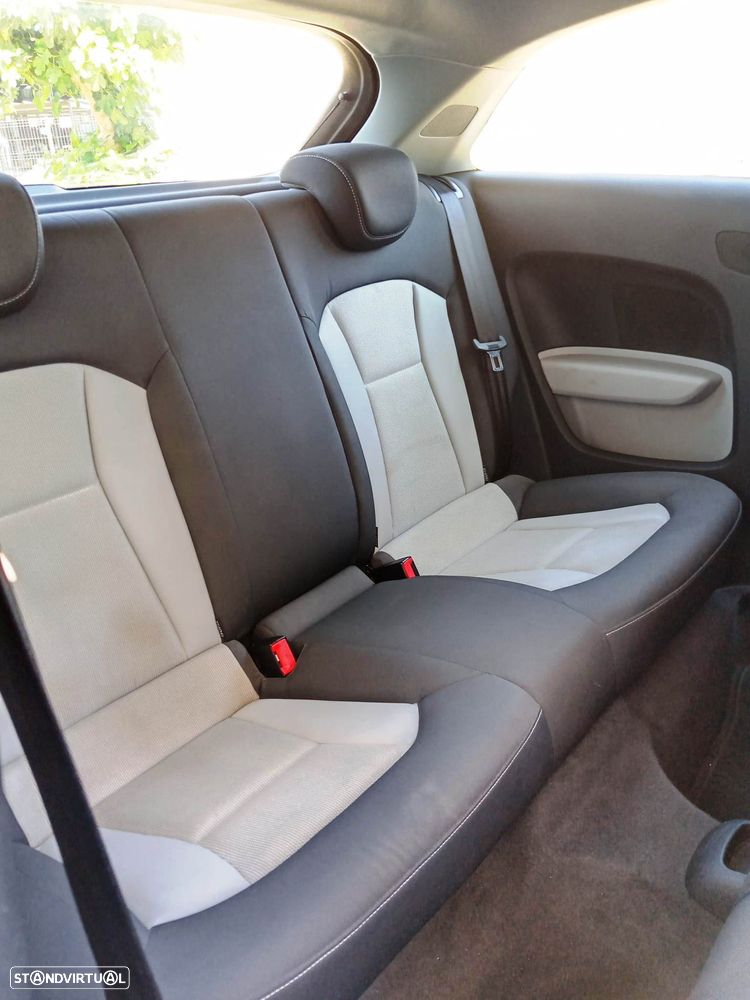 Audi A1 1.4 TFSI S line edition - 11