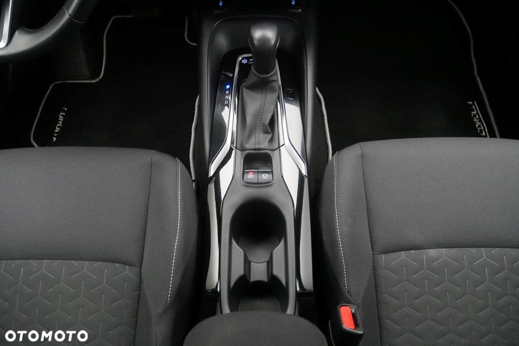 Toyota Corolla - 11