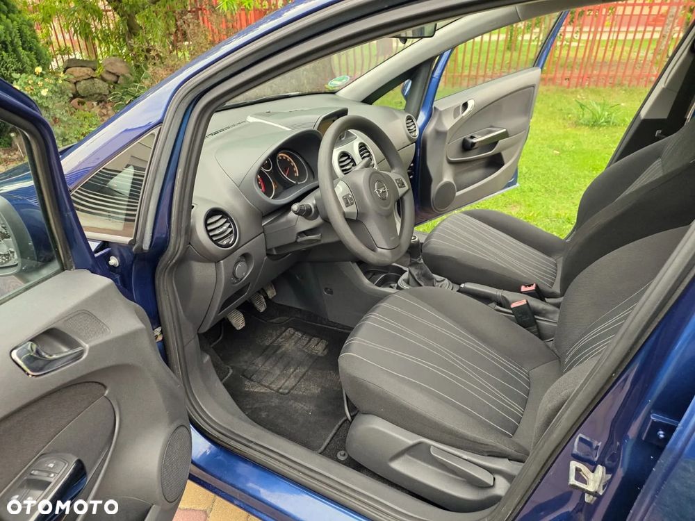 Opel Corsa 1.0 12V Essentia - 21