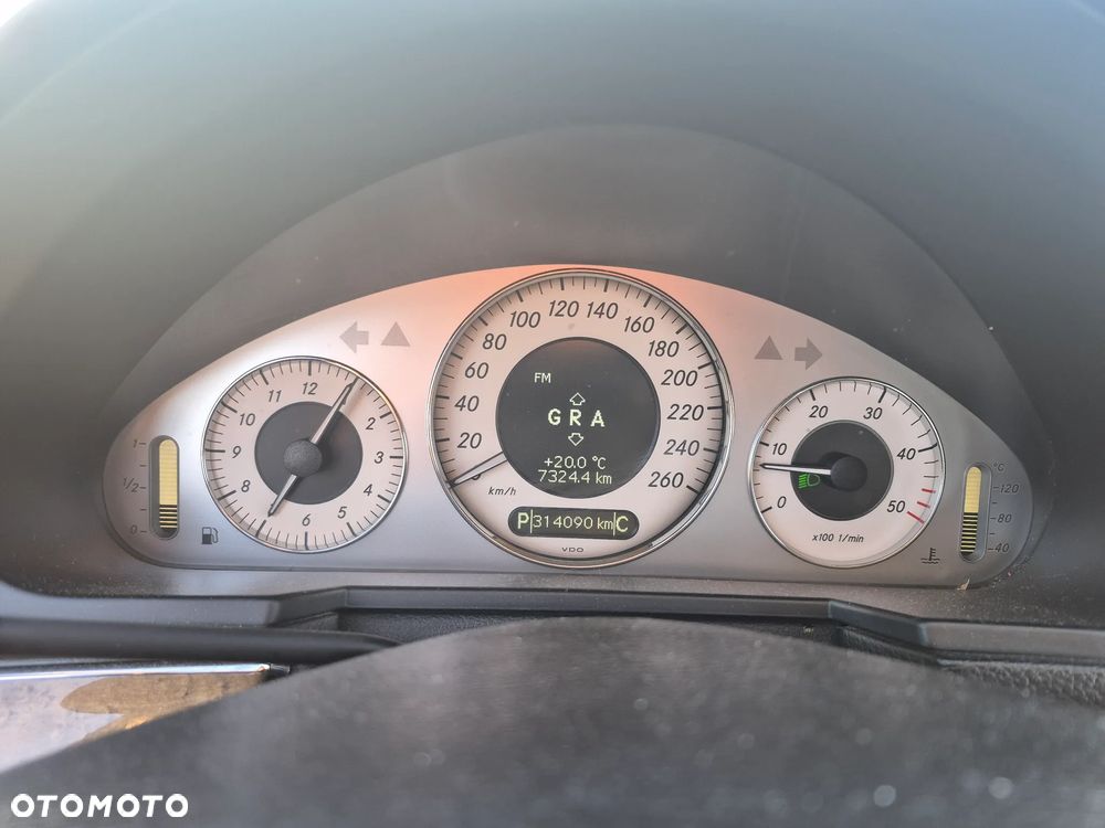 Mercedes-Benz Klasa E 320 CDI 7G-TRONIC Avantgarde - 12