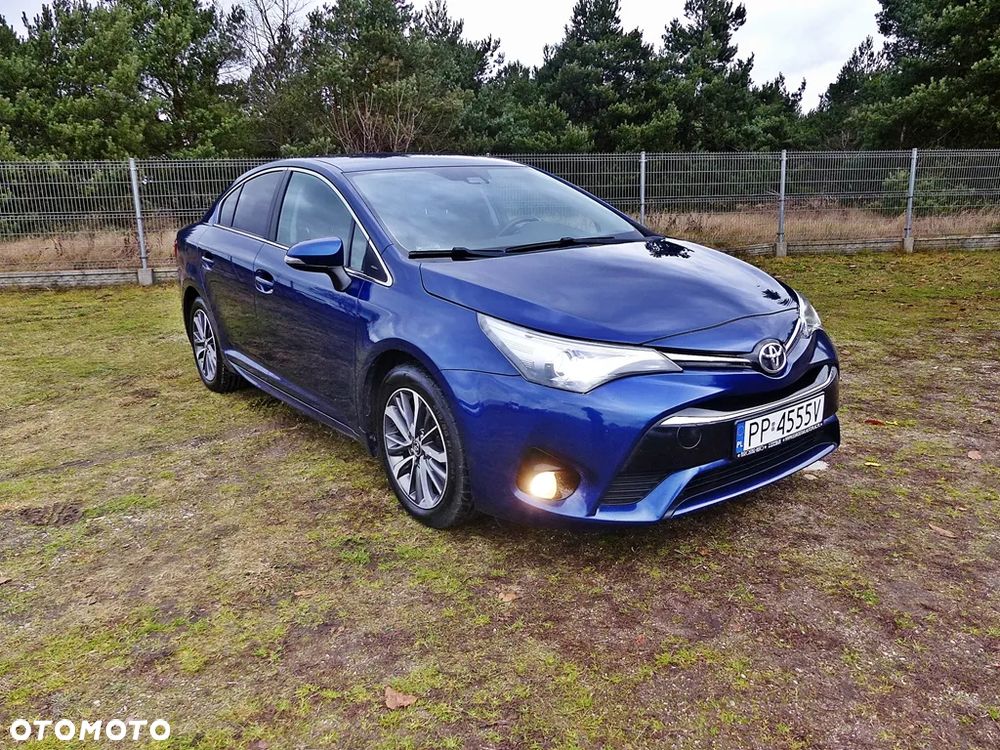 Toyota Avensis 2.0 D-4D Premium - 3