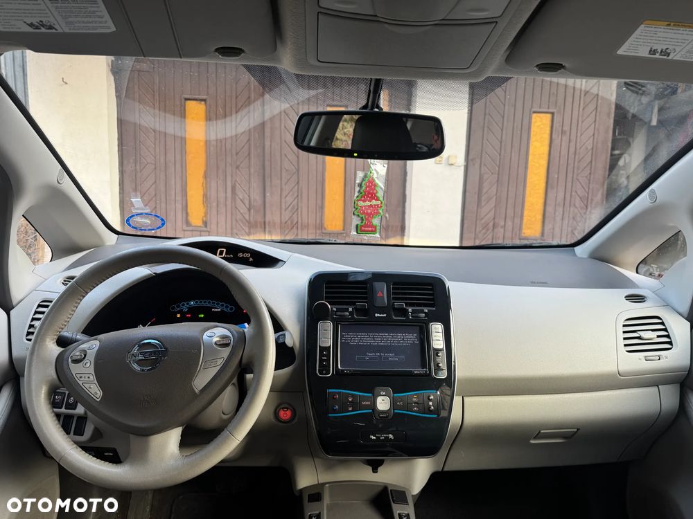 Nissan Leaf 24 kWh (mit Batterie) Tekna - 11