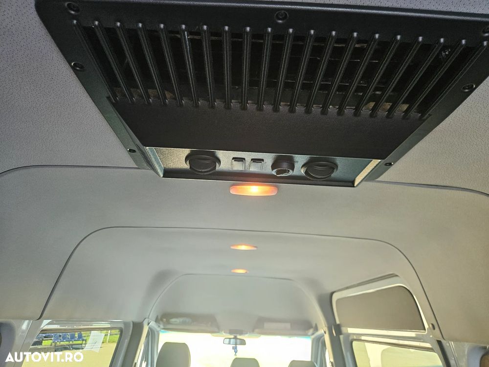 Mercedes-Benz Sprinter - 12