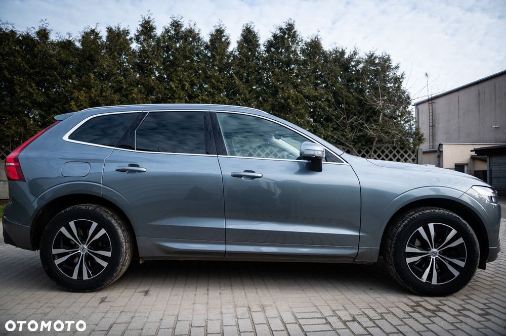 Volvo XC 60 T4 Momentum Pro - 13