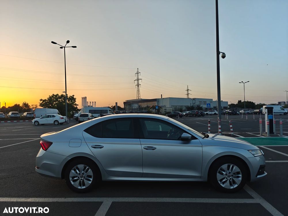 Skoda Octavia 2.0 TDI DSG Style - 2