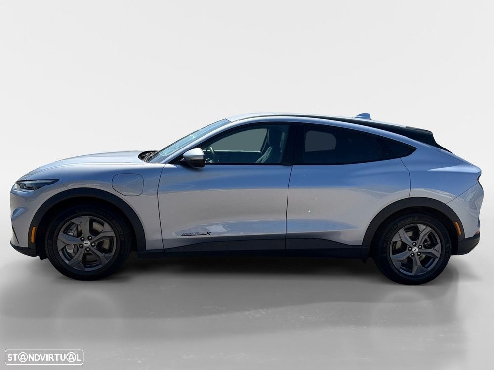 Ford Mustang Mach-E - 2