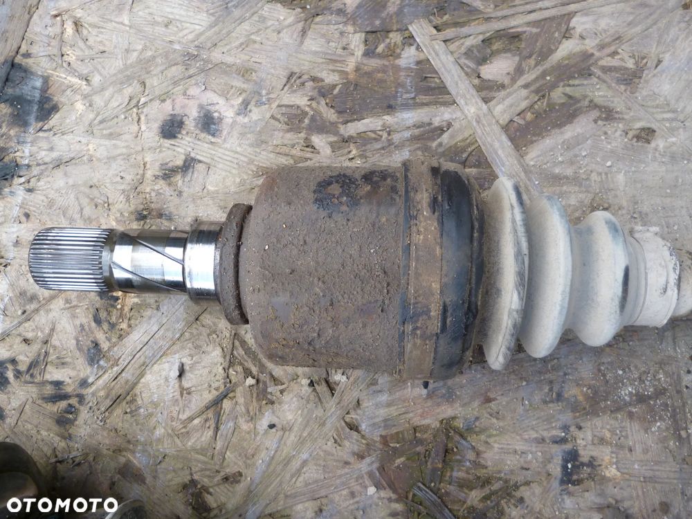 opel vivaro 2.0 dci półoś prawa długa - 2