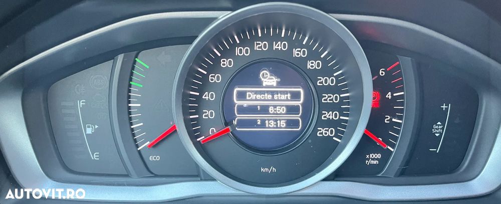 Volvo V60 D2 Momentum - 13