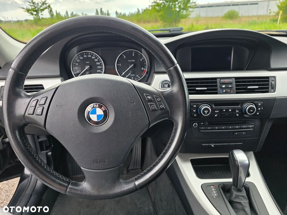 BMW Seria 3 - 12