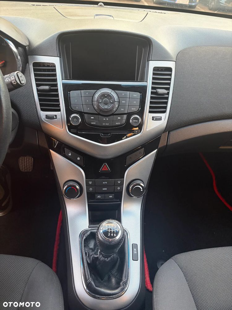 Chevrolet Cruze - 6
