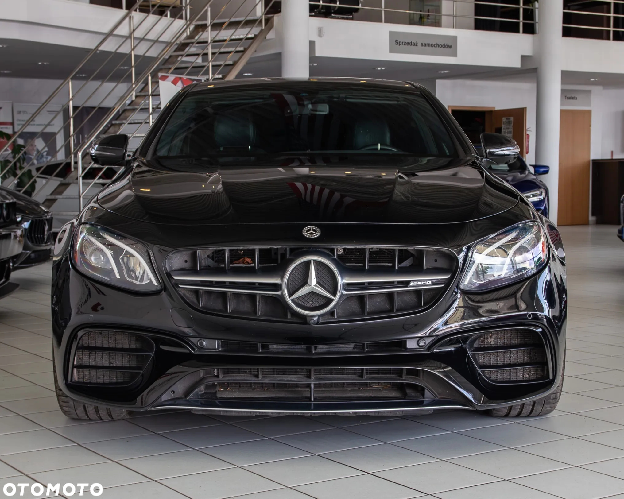 Mercedes-Benz Klasa E AMG 63 S 4Matic+ AMG Speedshift MCT-9G - 2