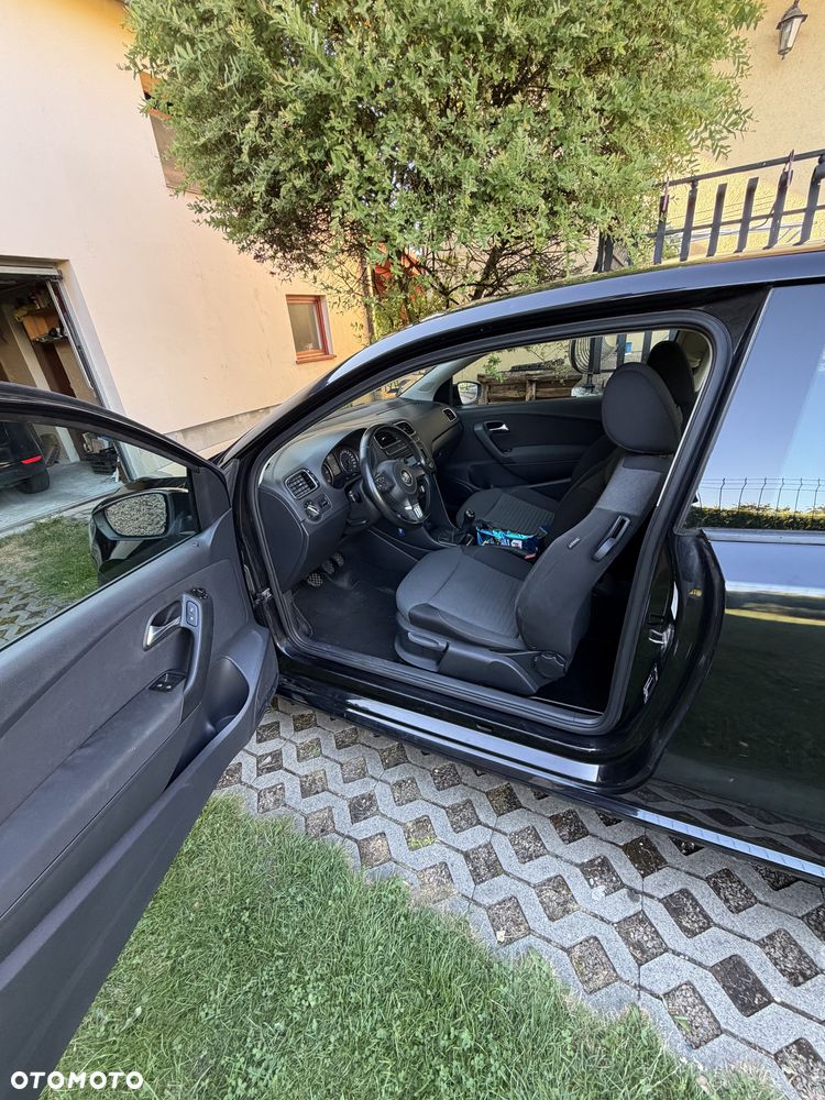 Volkswagen Polo - 5