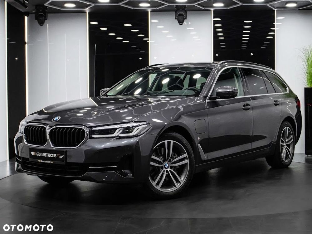BMW Seria 5 520e sport - 2