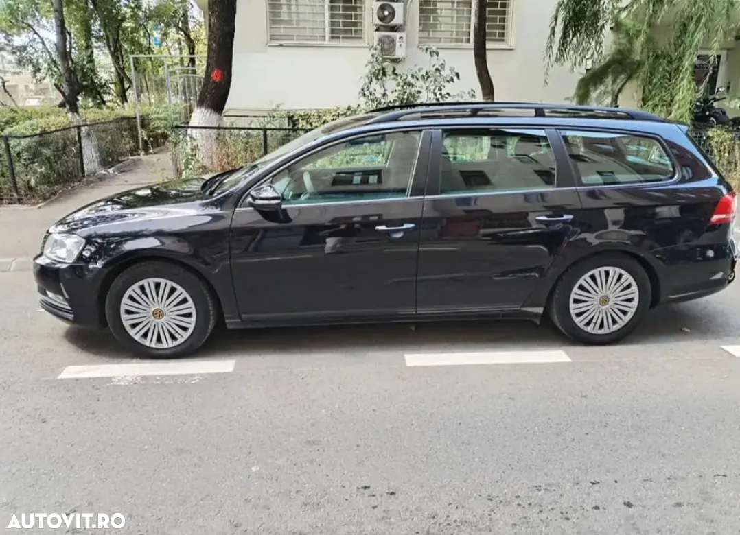 Volkswagen Passat Variant 2.0 TDI Blue TDI DSG Comfortline - 10