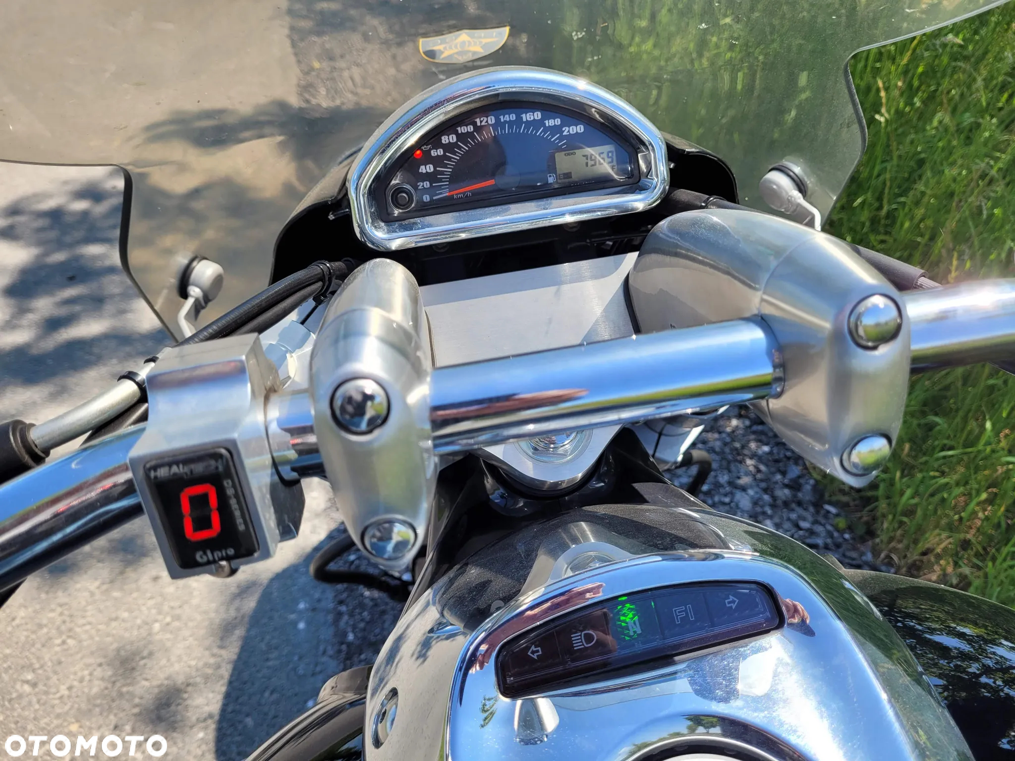 Suzuki Intruder - 5