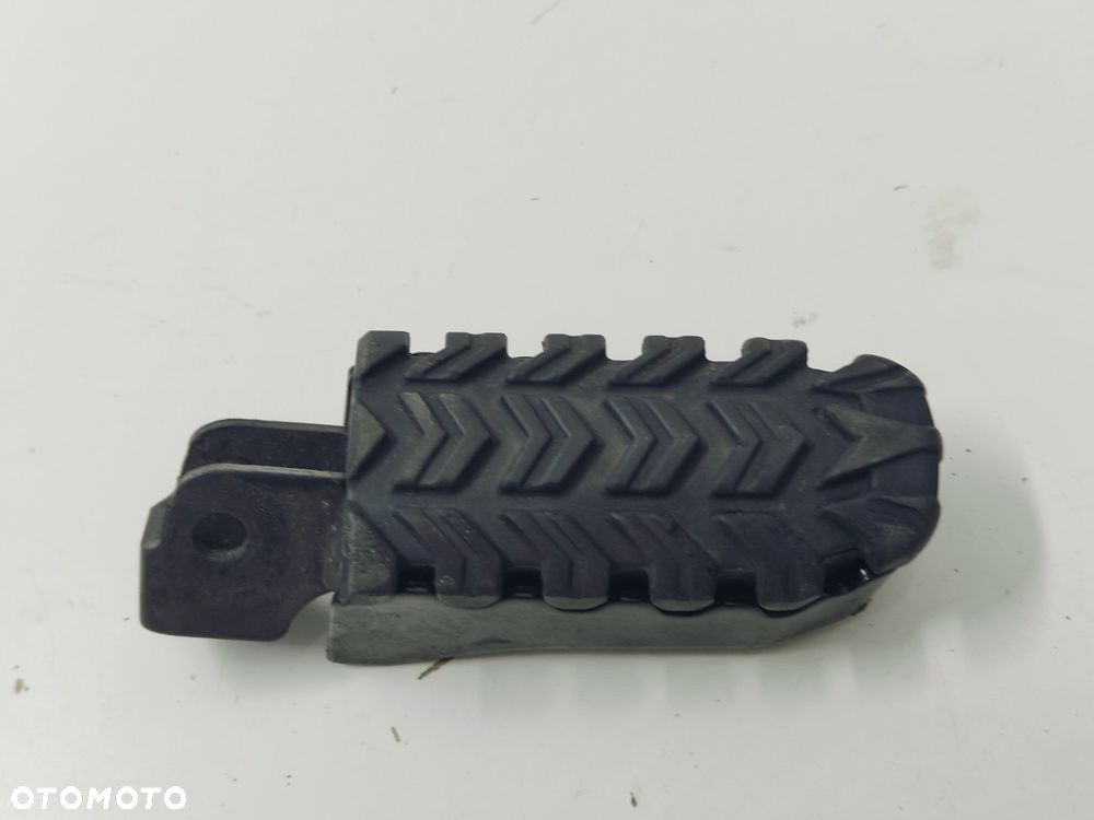 Podnóżek Kierowcy Prawy Suzuki 1050 V-Strom - 1