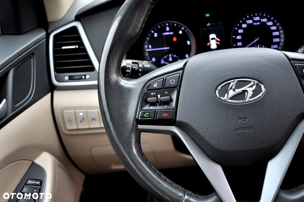 Hyundai Tucson 2.0 CRDI Style 4WD - 34