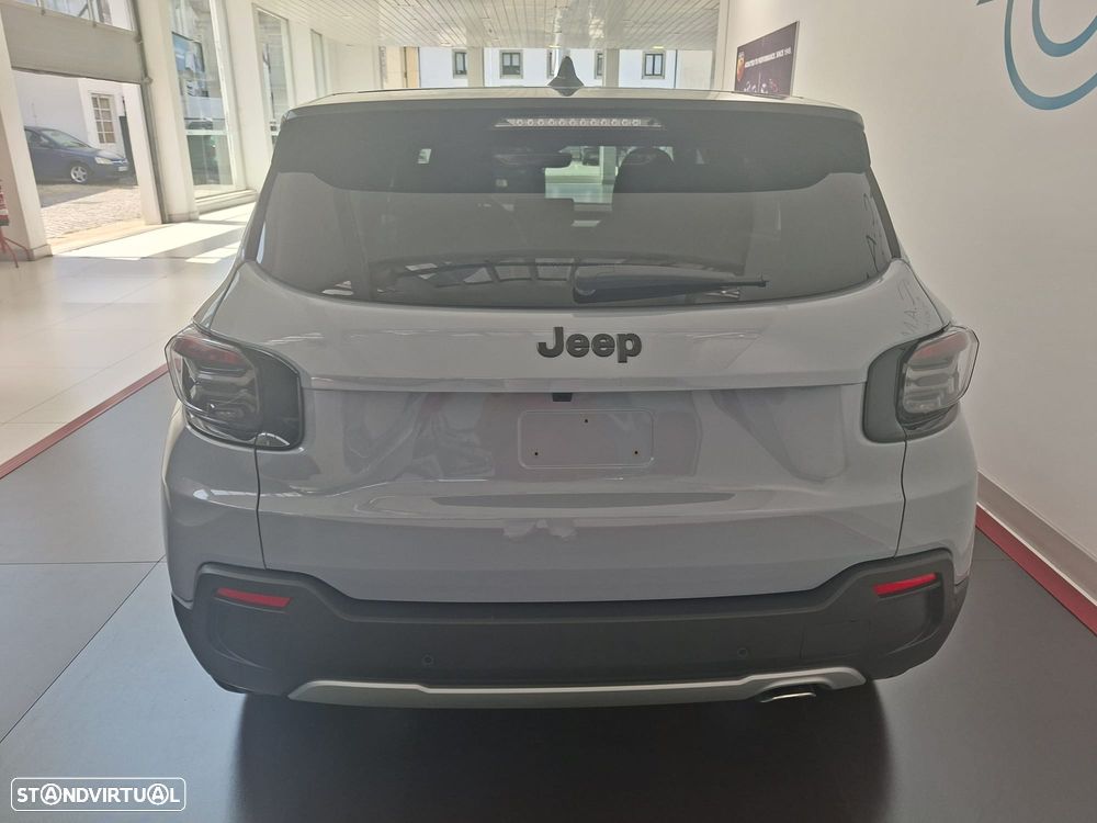 Jeep Avenger 1.2 e-Hybrid Black Edition DCT - 3