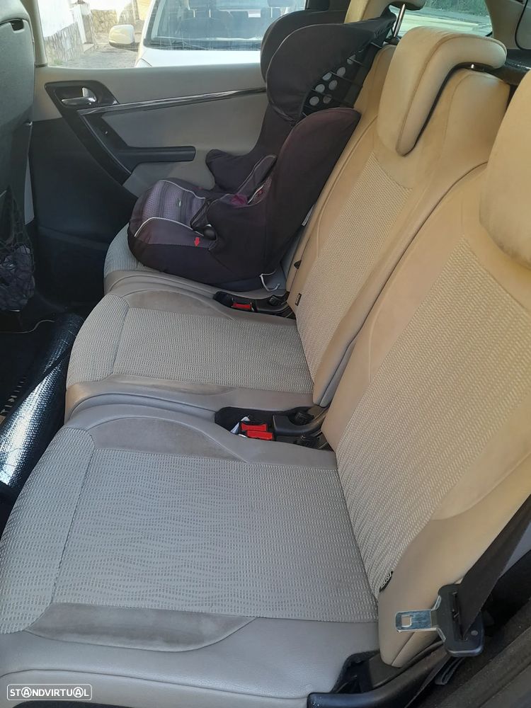 Citroën C4 Picasso - 5