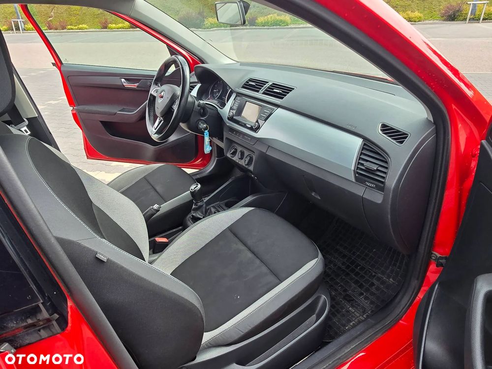 Skoda Fabia 1.0 Ambition - 11