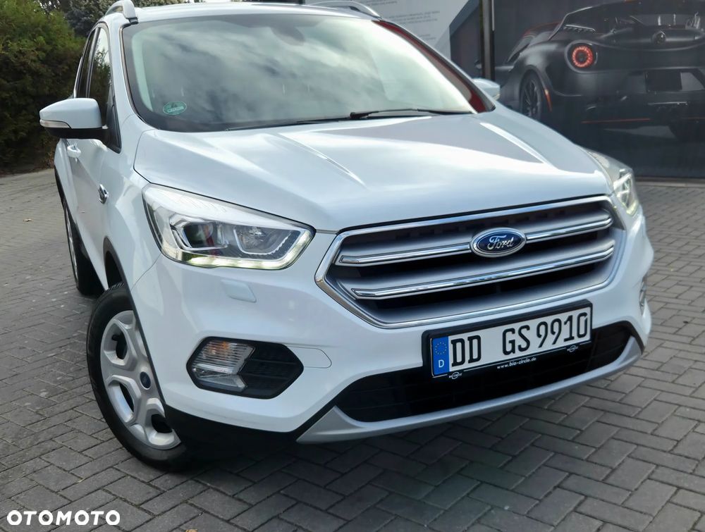 Ford Kuga 1.5 EcoBoost 2x4 Titanium - 23