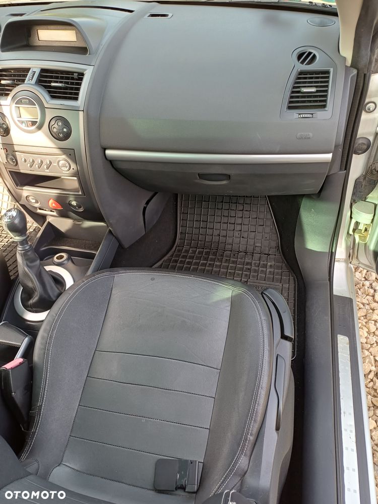 Renault Megane - 8