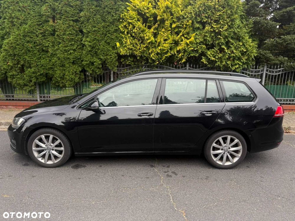 Volkswagen Golf - 6