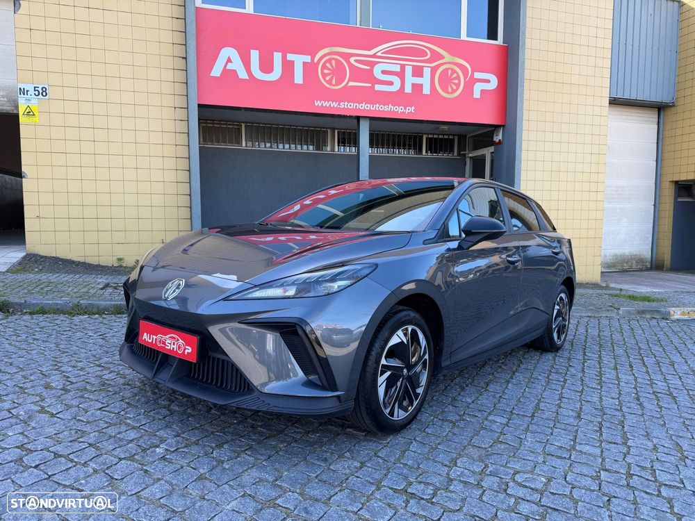 MG MG4 64 kWh Luxury - 2