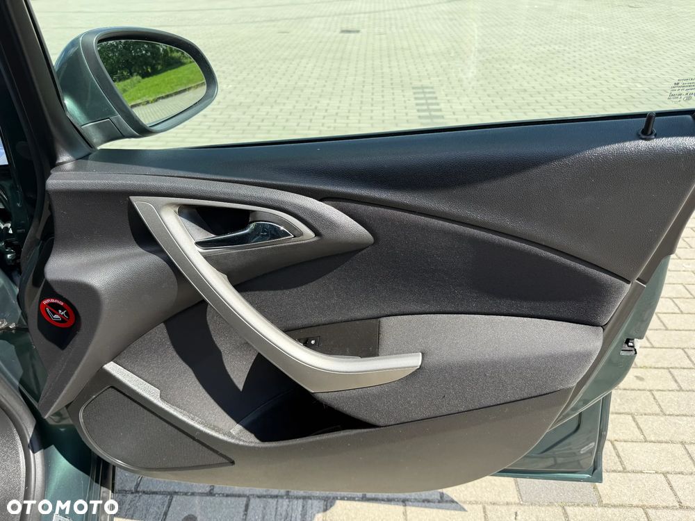 Opel Astra 1.6 Color Edition - 16