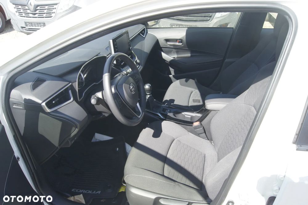 Toyota Corolla - 9